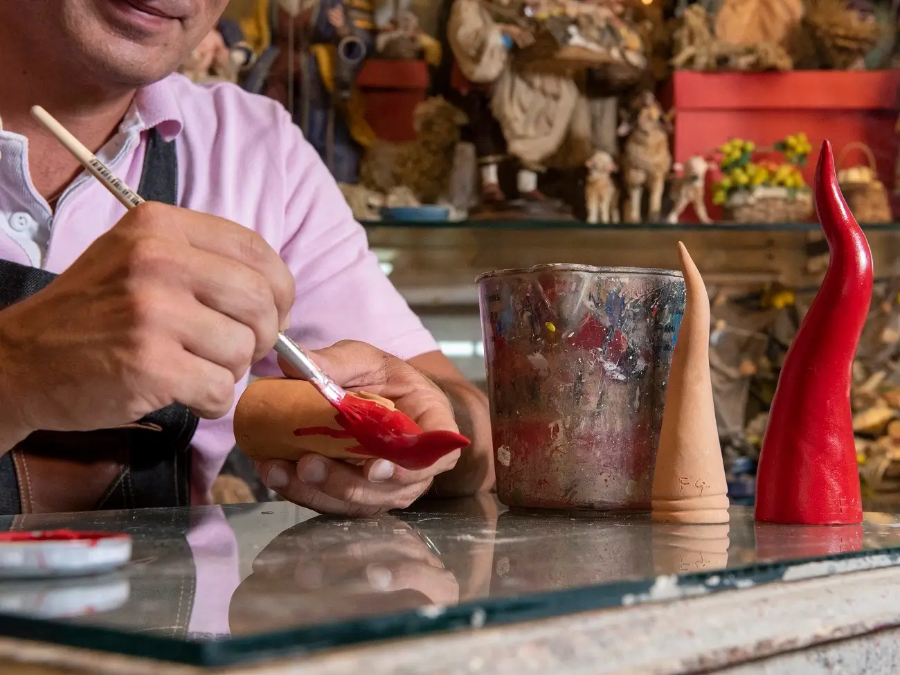 presepi-ferrigno-realizzazione corno presepi napoletani artigianali ferrigno realizzazione corno portafortuna